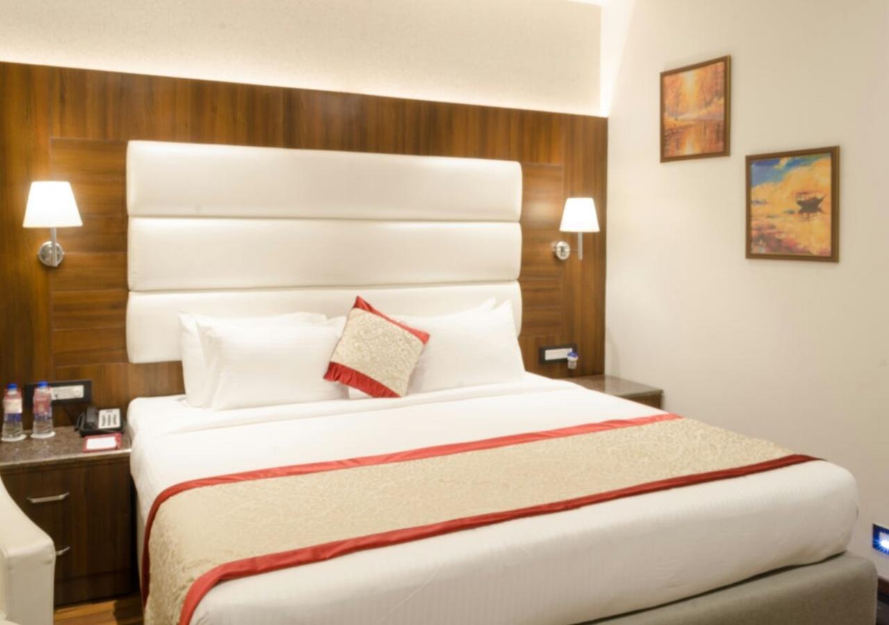 Ss Lumina Hotel Bangalore Dış mekan fotoğraf