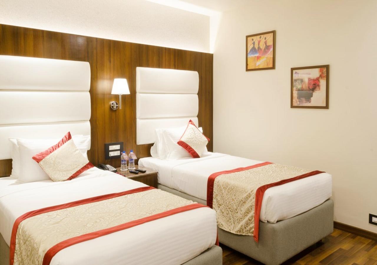 Ss Lumina Hotel Bangalore Dış mekan fotoğraf