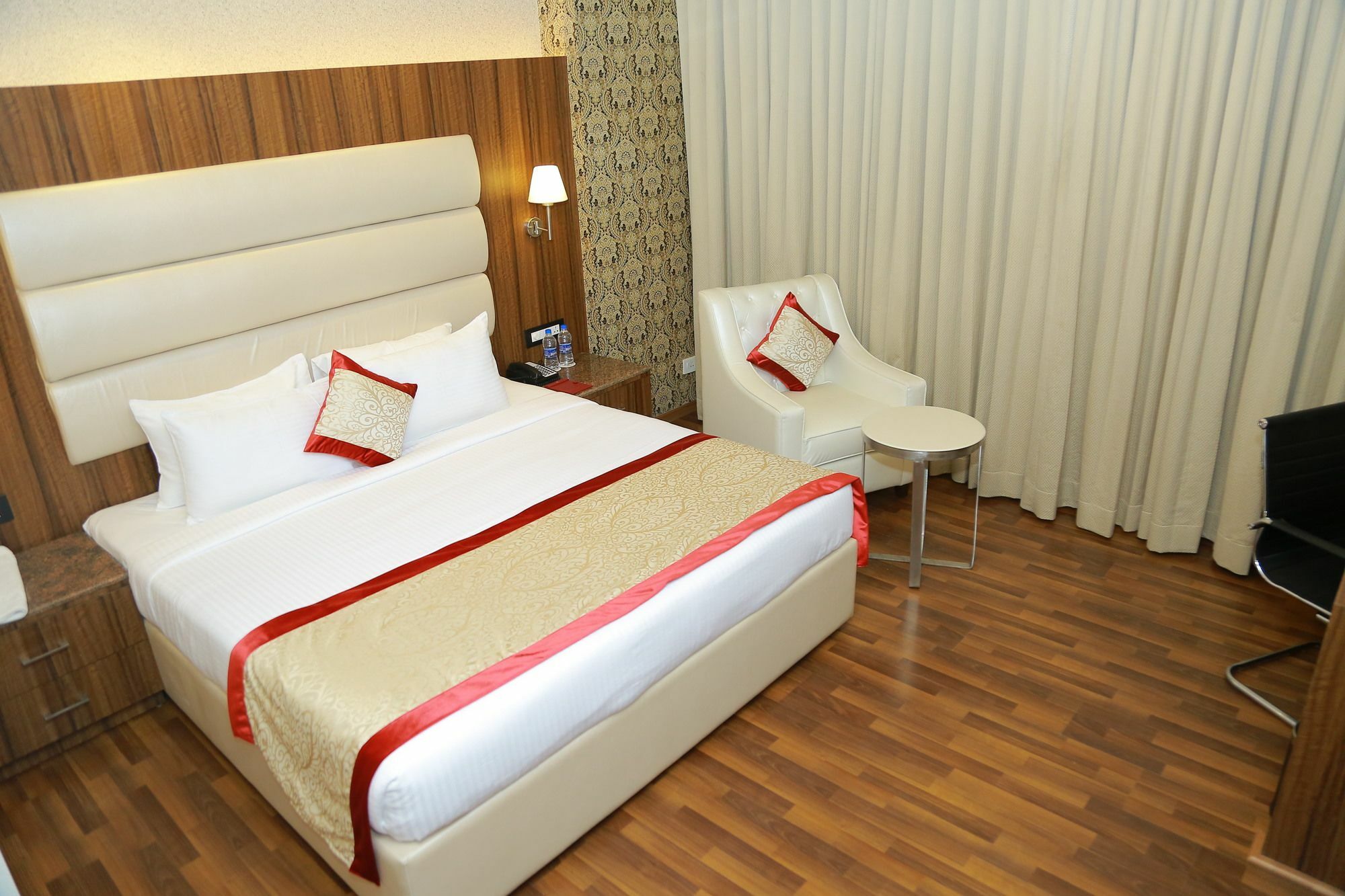 Ss Lumina Hotel Bangalore Dış mekan fotoğraf